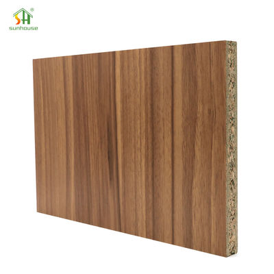 Harga yang bagus Premium Melamin Particleboard Lembar Chipboard Densitas Tinggi 1220x2440mm Untuk Furnitur on line