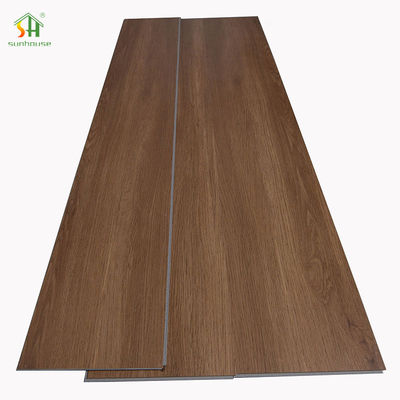 Harga yang bagus Lantai SPC tahan goresan 6.2mm Waterproof Interlocking Vinyl Plank Lantai on line