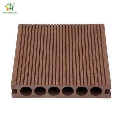 Harga yang bagus Tekstur WPC Deck Flooring 18mm Untuk Ruang Indoor / Outdoor on line