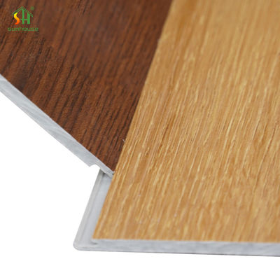 Harga yang bagus Anti slip 5mm SPC Flooring Waterproof Interlocking SPC Luxury Vinyl Flooring Untuk Ruang Makan on line