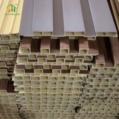 Harga yang bagus Fireproof WPC Wall Panel with 30 Years Service Life and 100% Recycled Material for Indoor Decoration on line