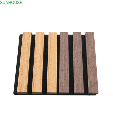 Harga yang bagus Modern Design Natural Veneer Oak Polyester Acoustic Slat Wall Panel Wooden Decorative Panel for Living Room Graphic Solution on line